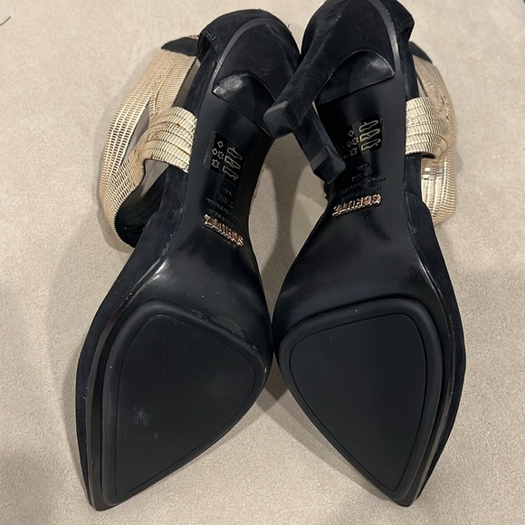 SCHUTZ Bismah Cut Out Suede Pump Black Size 7.5 - Picture 6 of 9